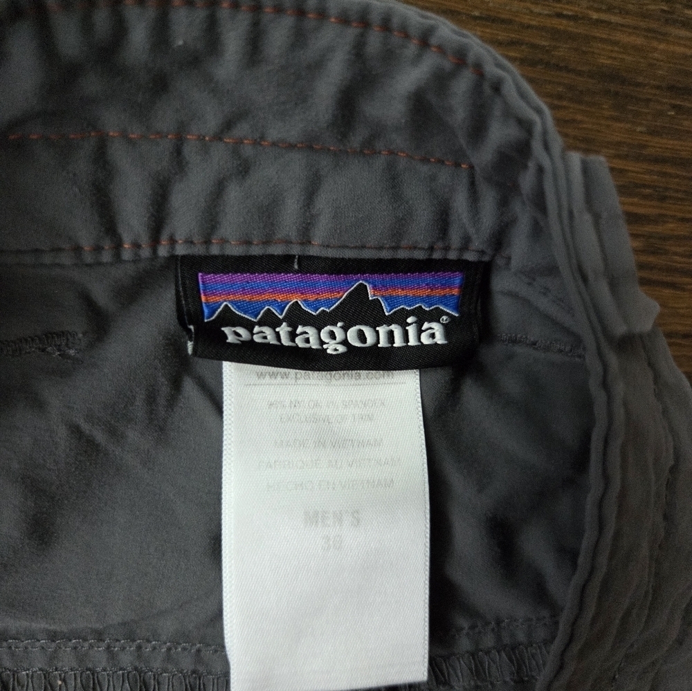Patagonia Men's Charcoal Cargo Shorts Sz.S(d10) - Picture 5 of 5